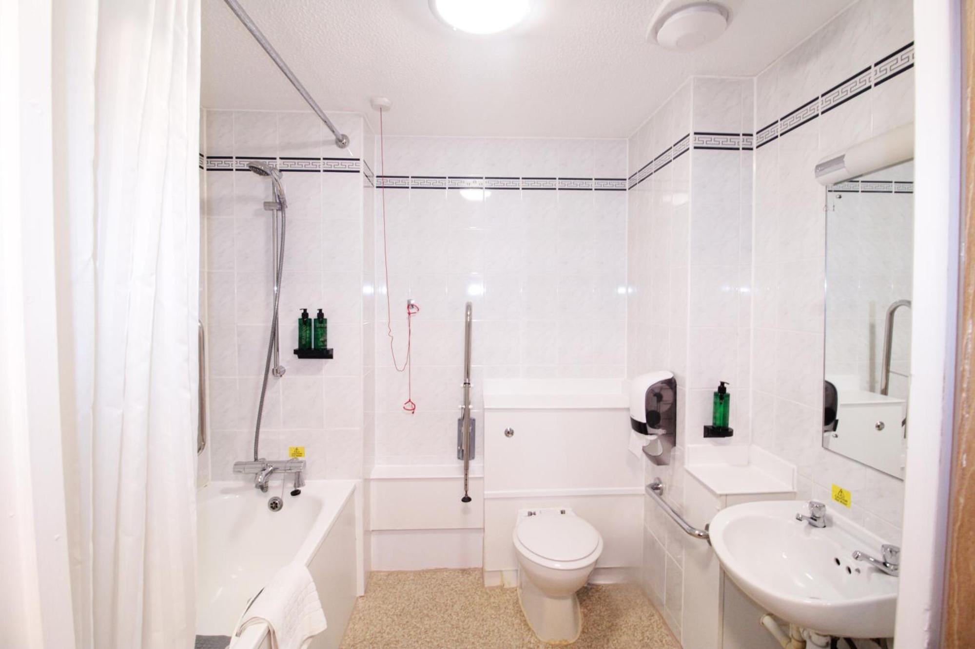 Orchid Epsom; Sure Hotel Collection By Best Western 외부 사진